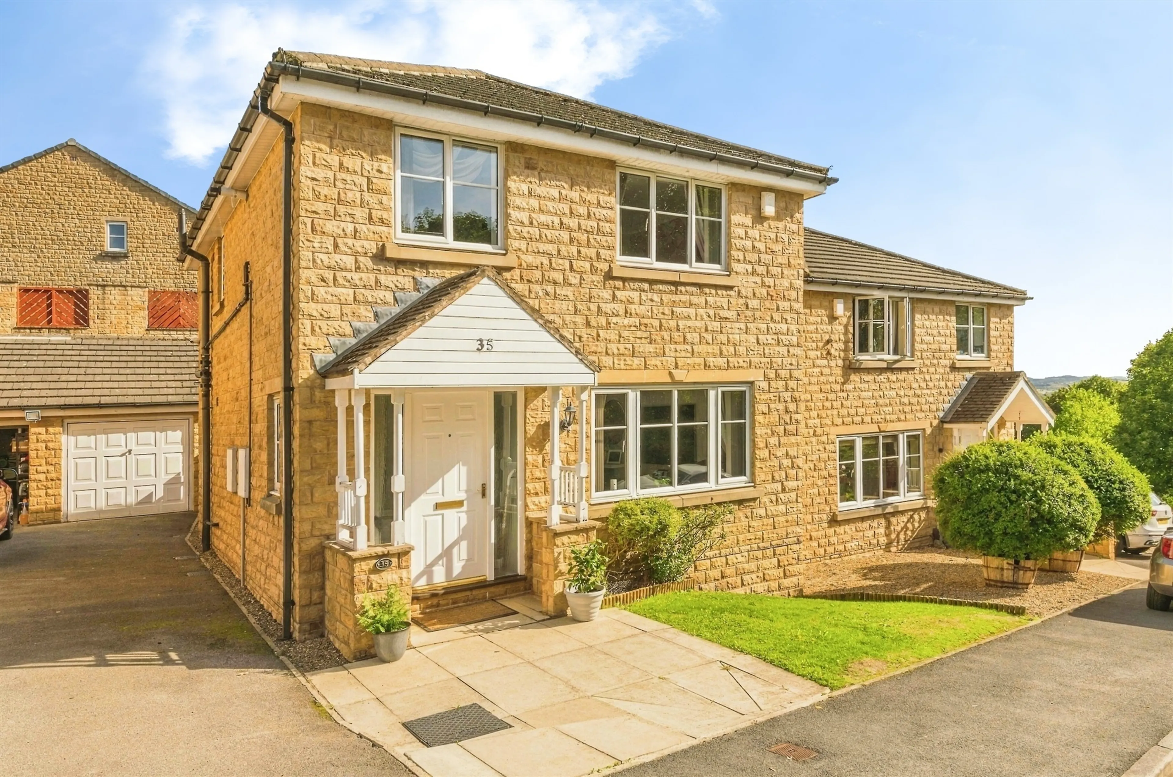 Property at Wyvern Avenue, Marsh, Huddersfield
