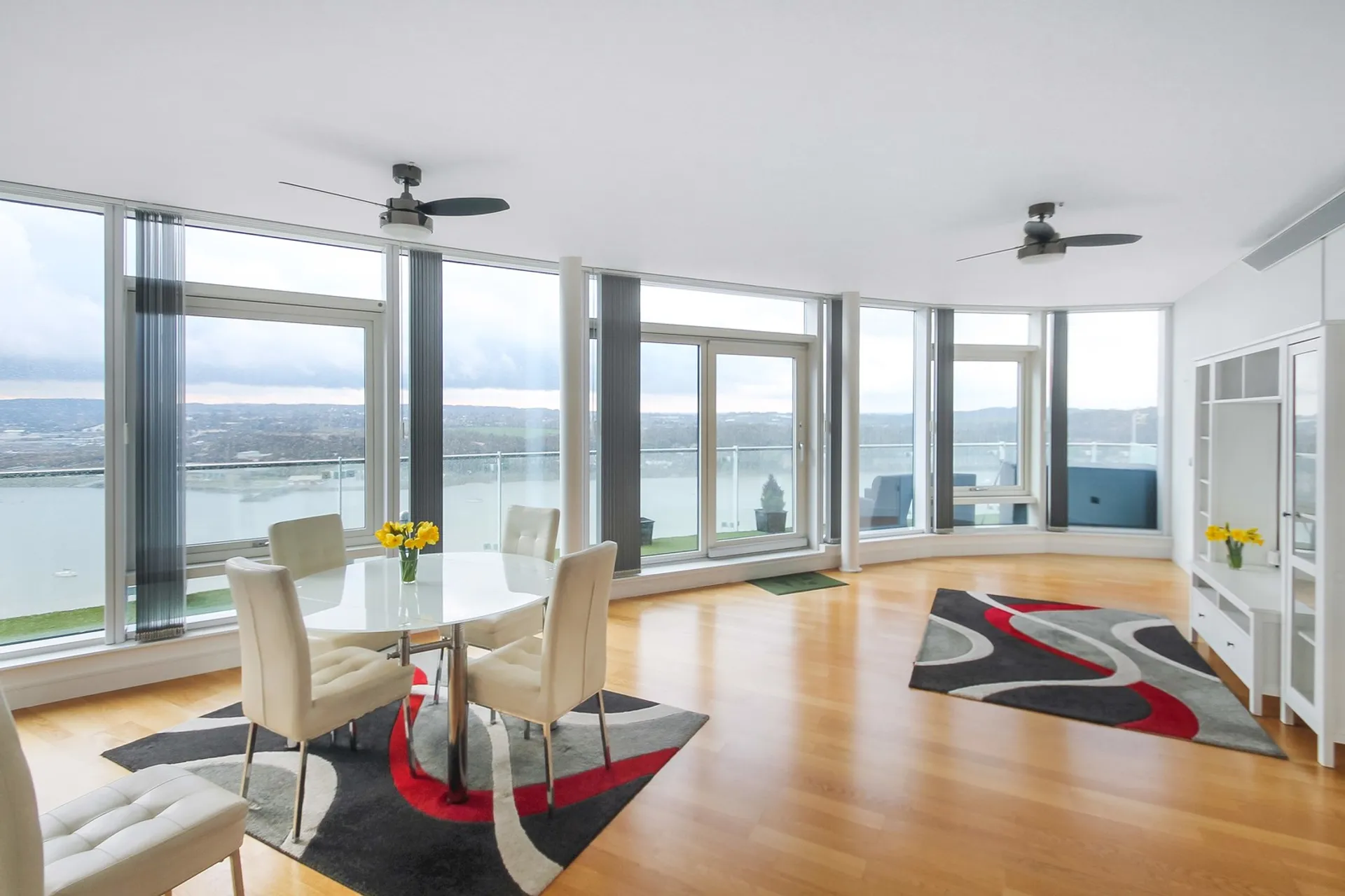 Property photo top 1