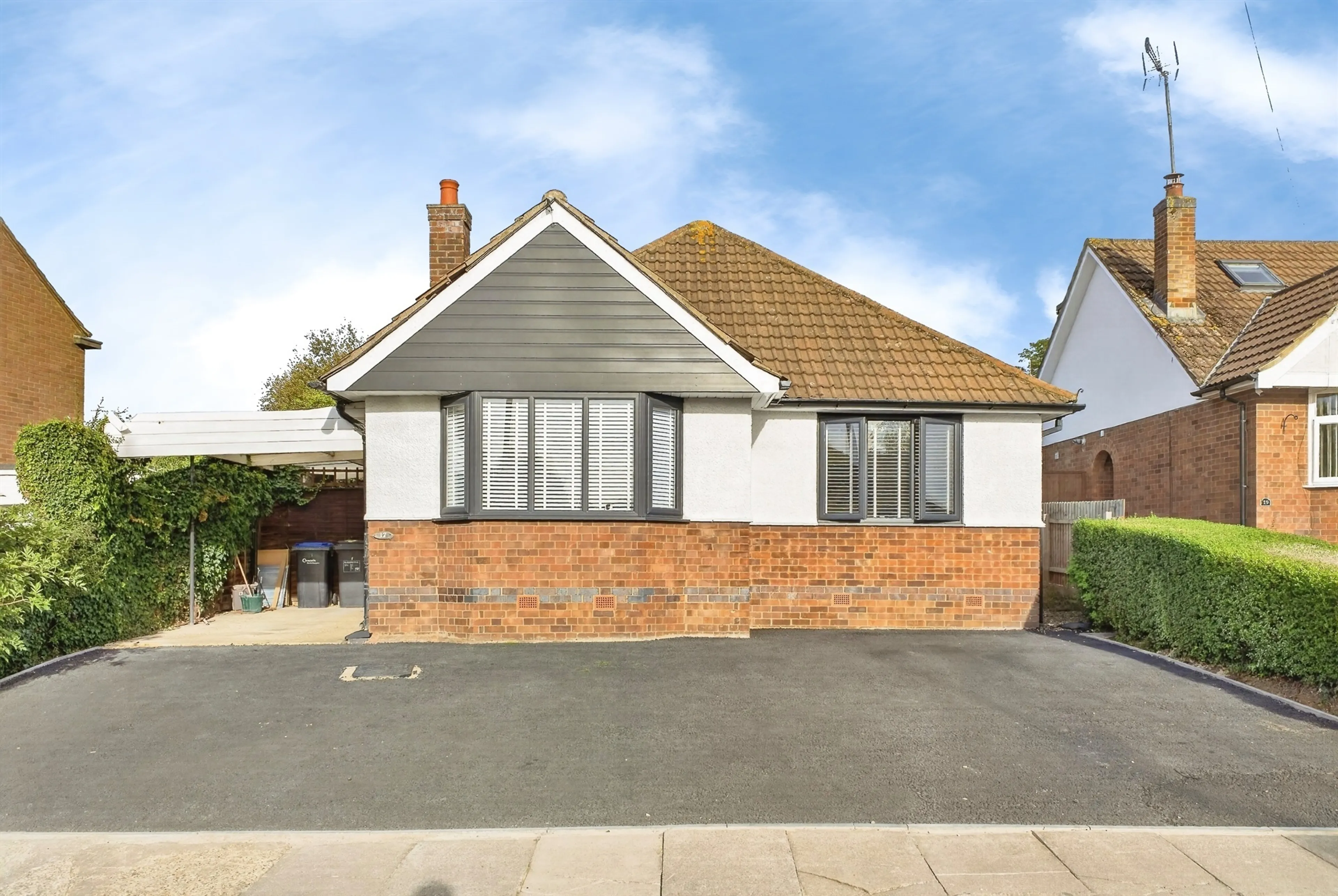 Property at Chalcombe Road, Northampton