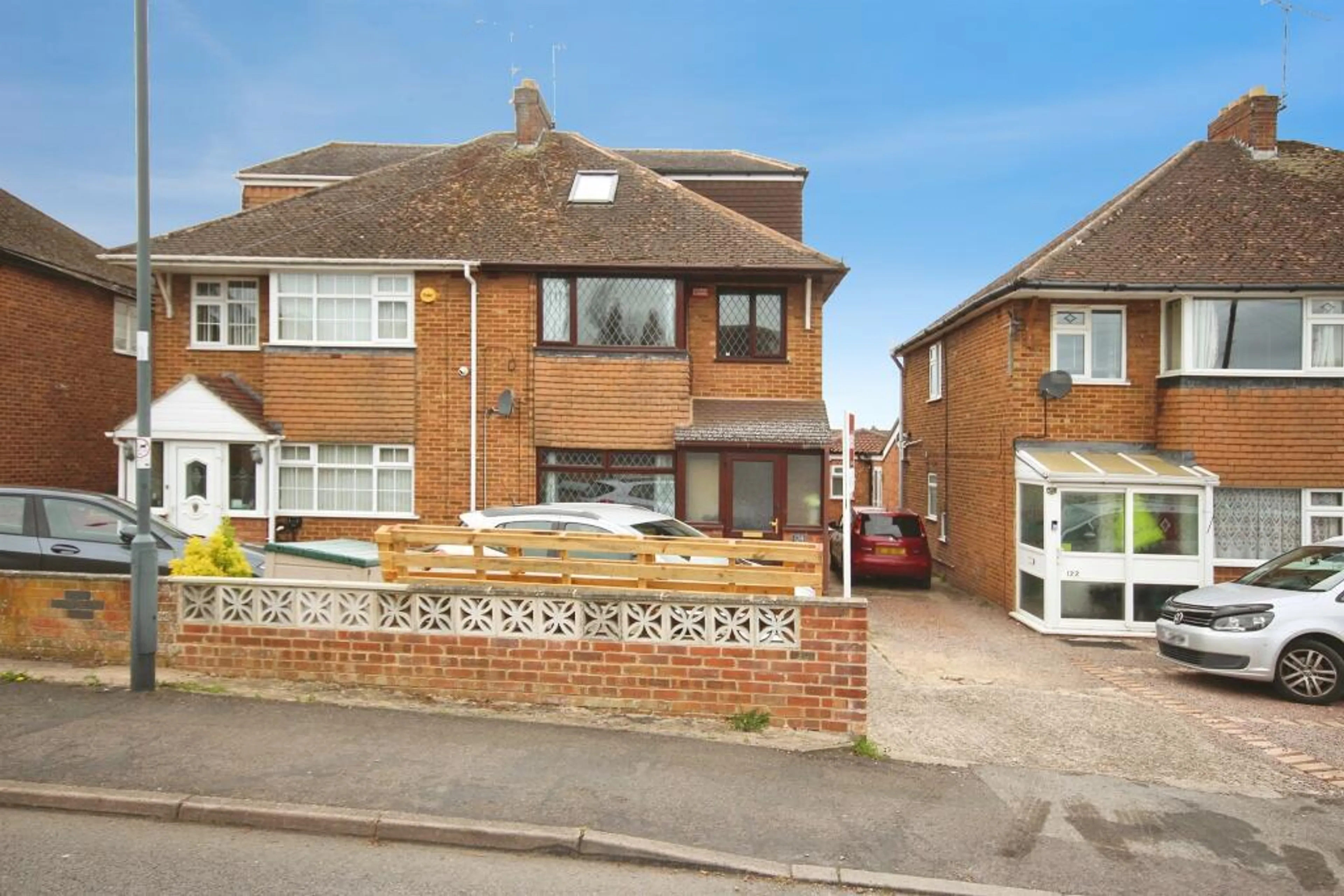 Property photo 0