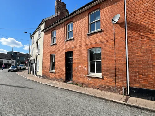 Chapel Street, Tivertonphoto