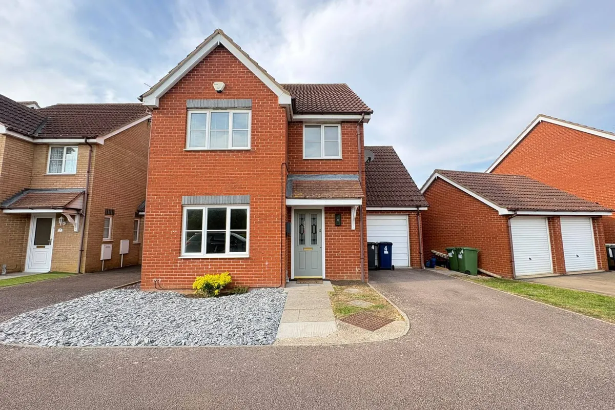 Bentley Avenue, Yaxley, Peterborough