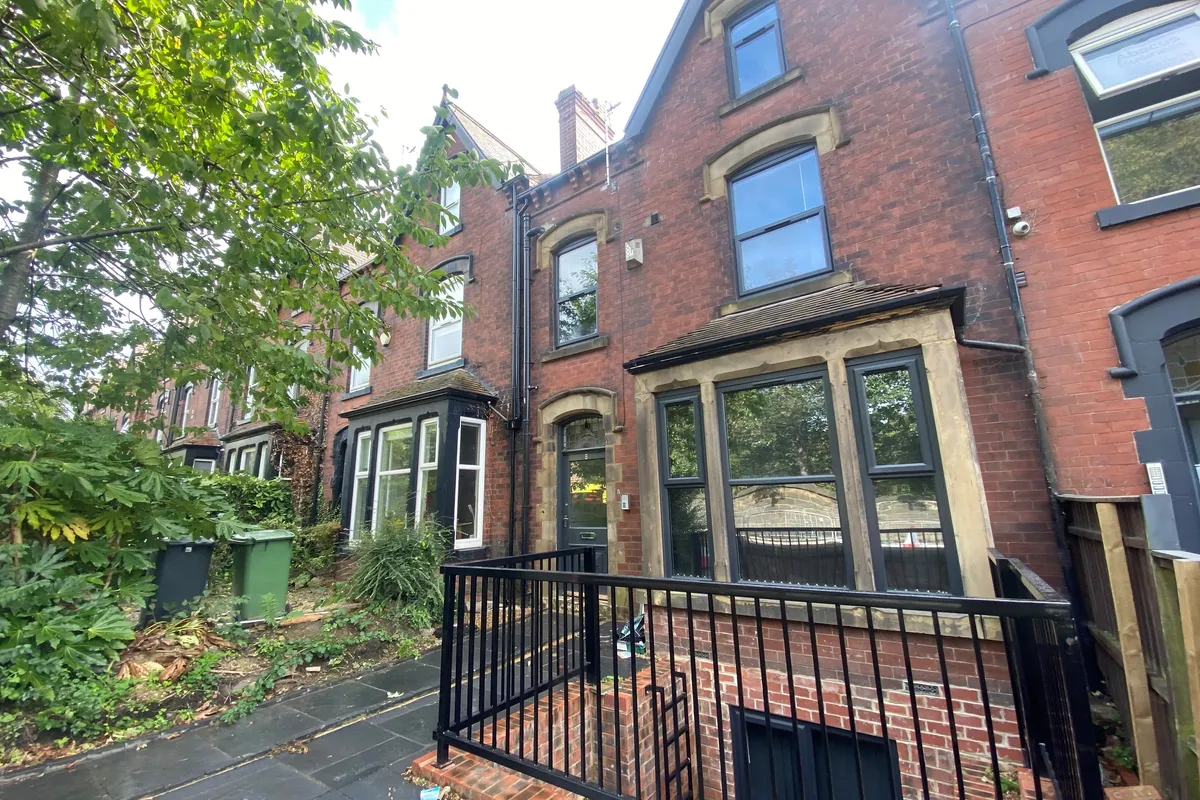 Back Manor Terrace, LEEDS