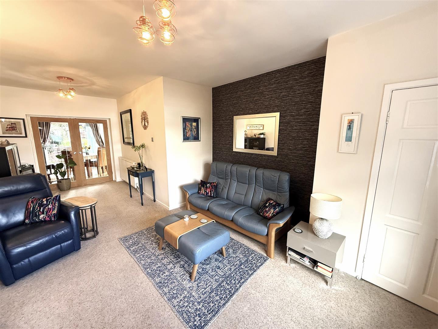Robertson Drive, Sheffield Image 3