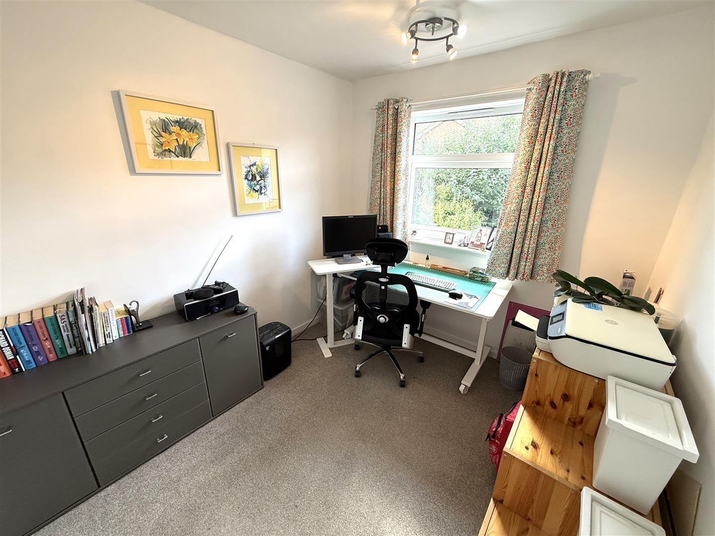 Robertson Drive, Sheffield Image 21