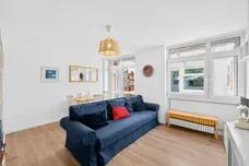 Limpsfield Avenue, London