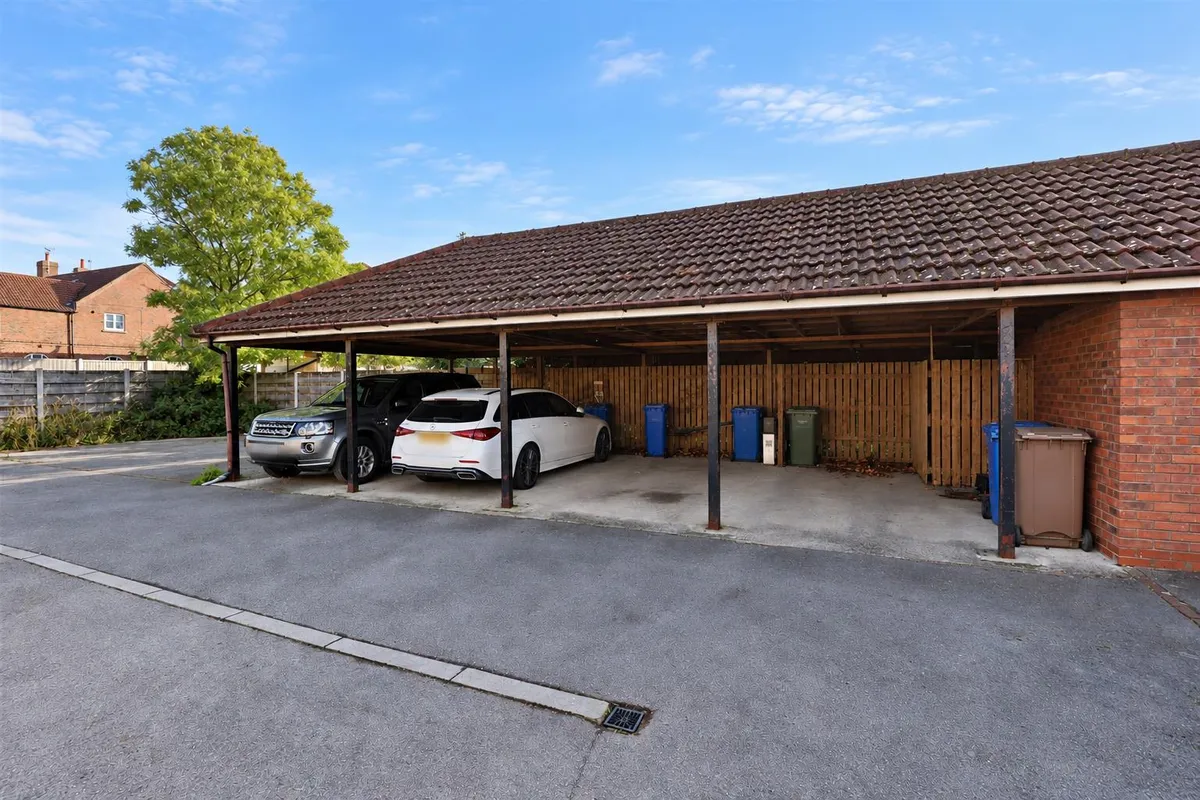 Jervis Court, Sutton On Derwent, York