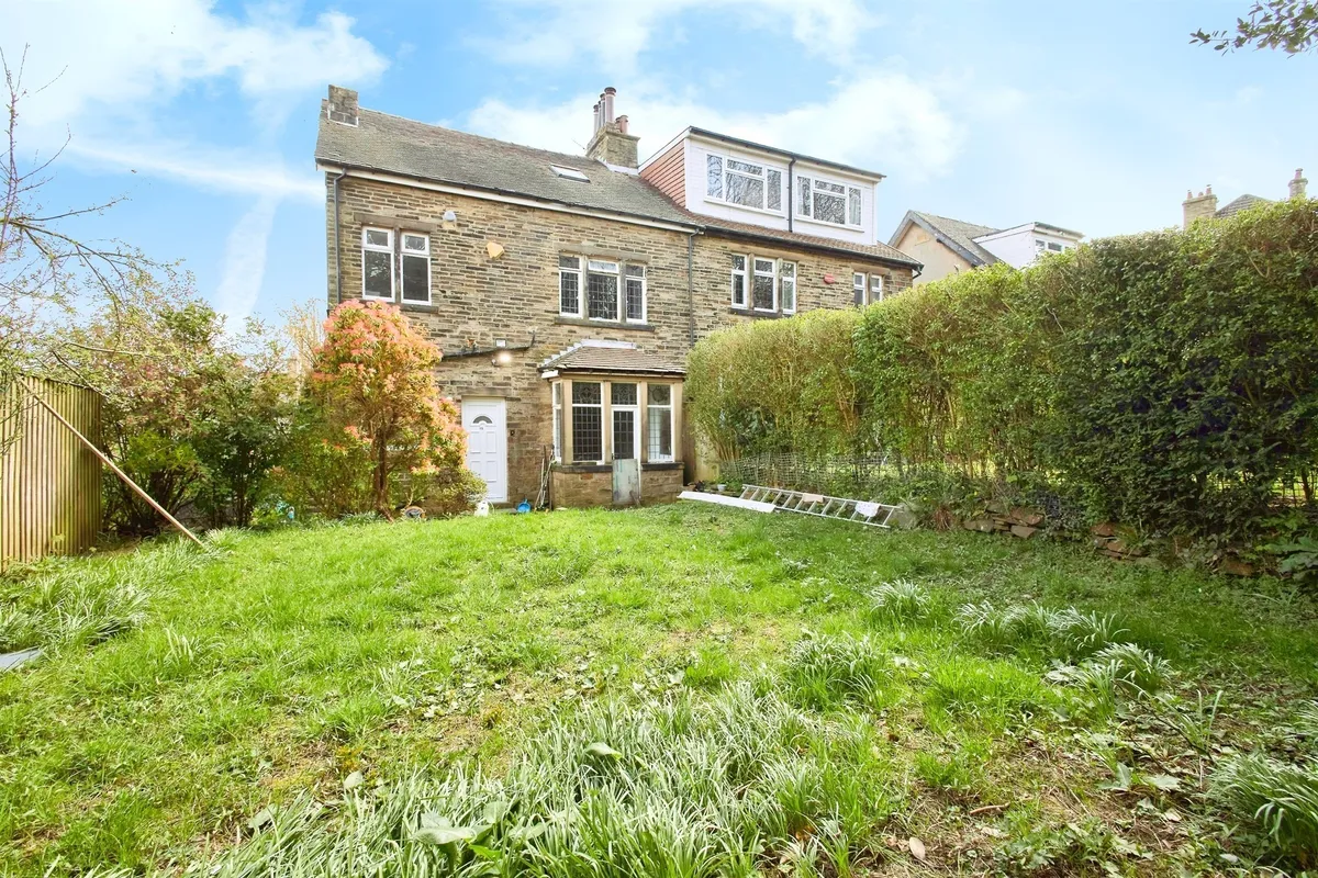 Leylands Avenue, Bradford