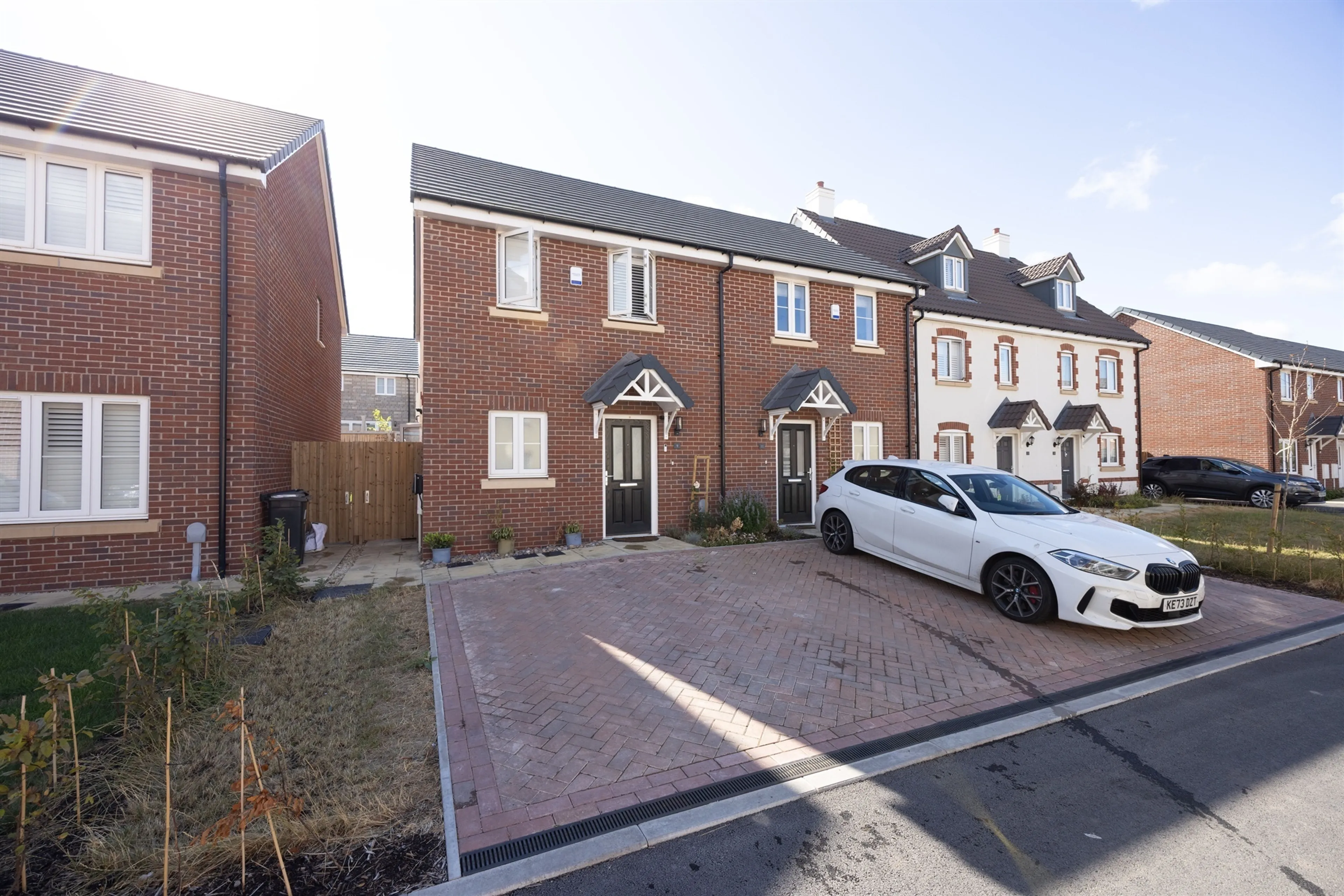Property photo 0