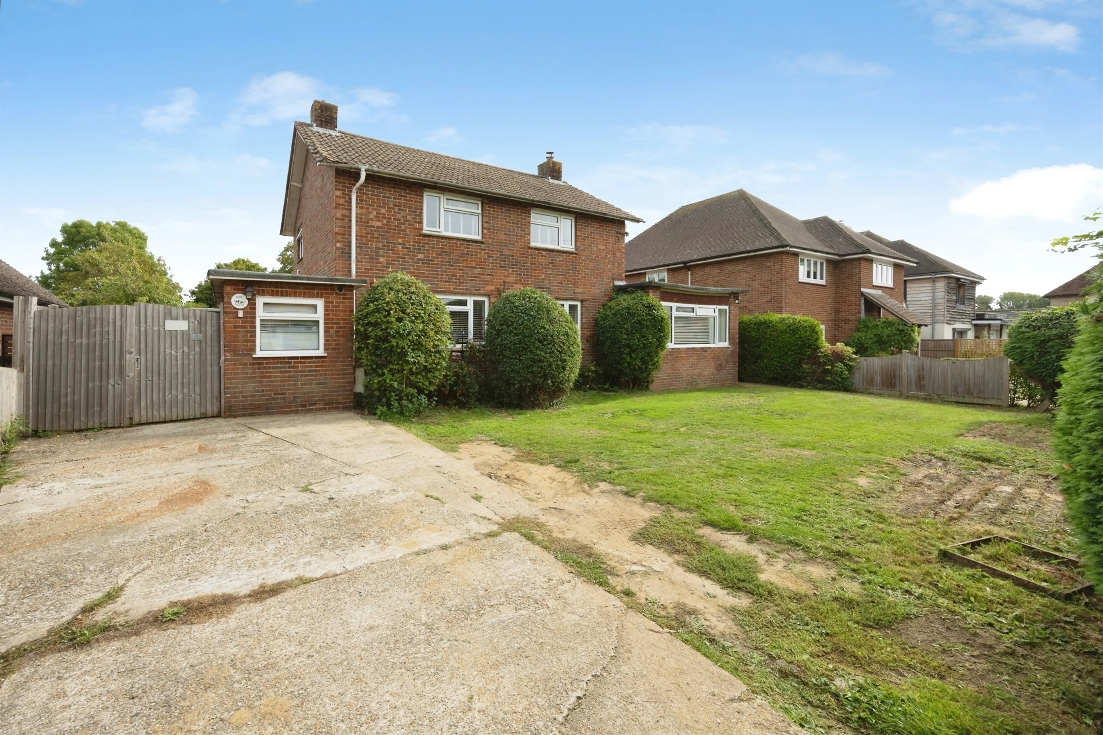 Property photo 0