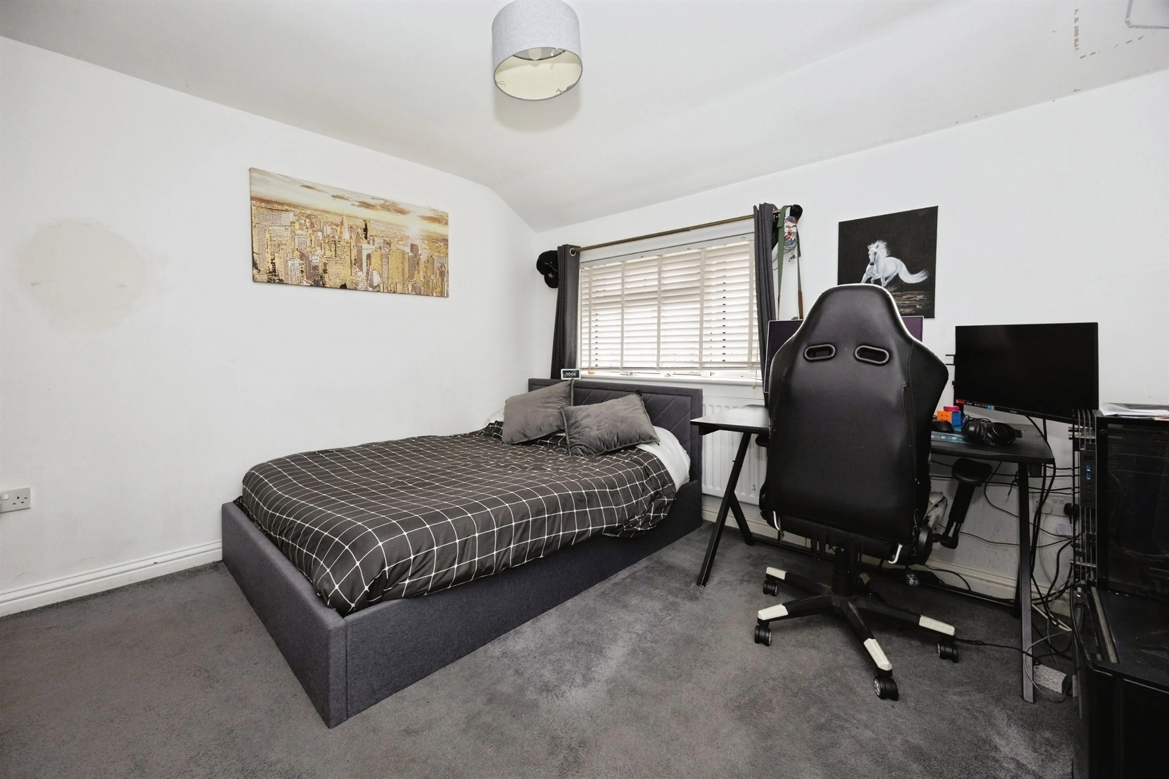 Property photo 37