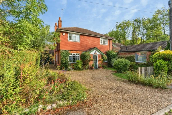 Southampton Road, Cadnam, Southampton...