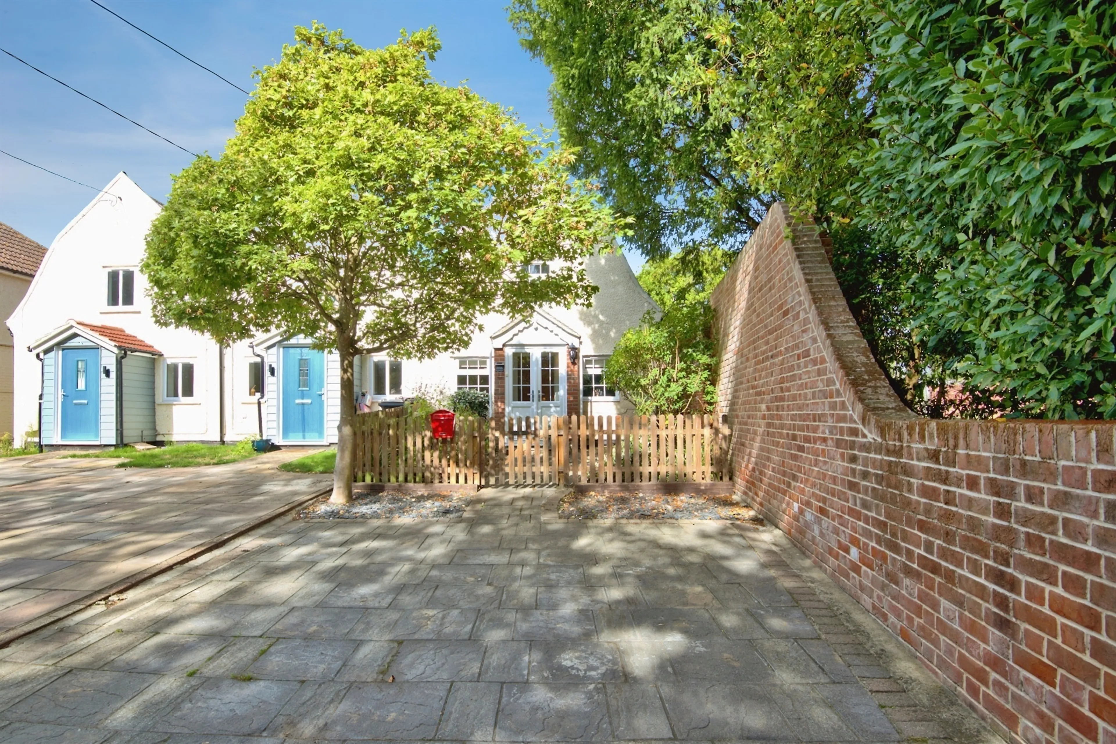 Property photo 0