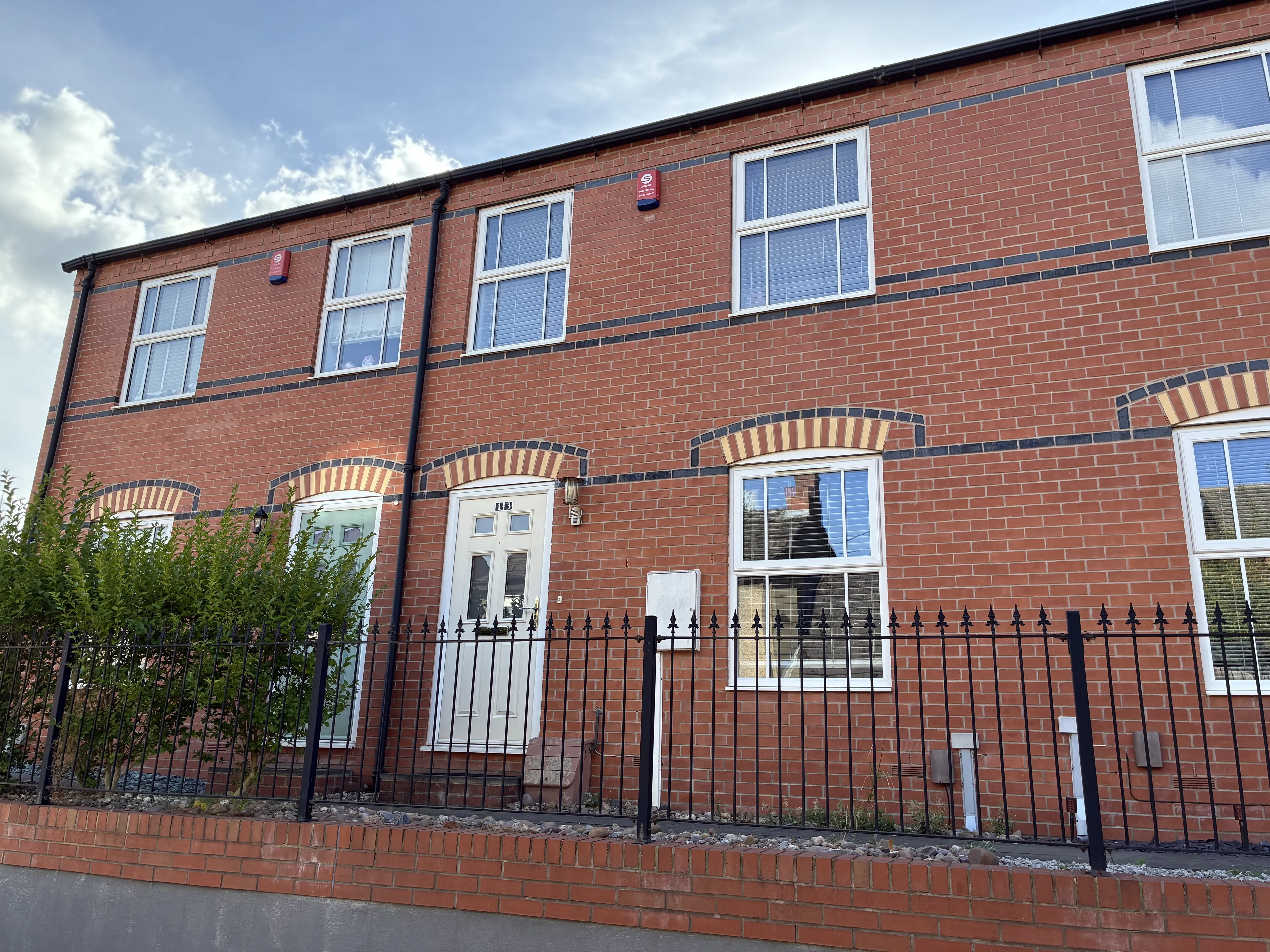 Property photo 0