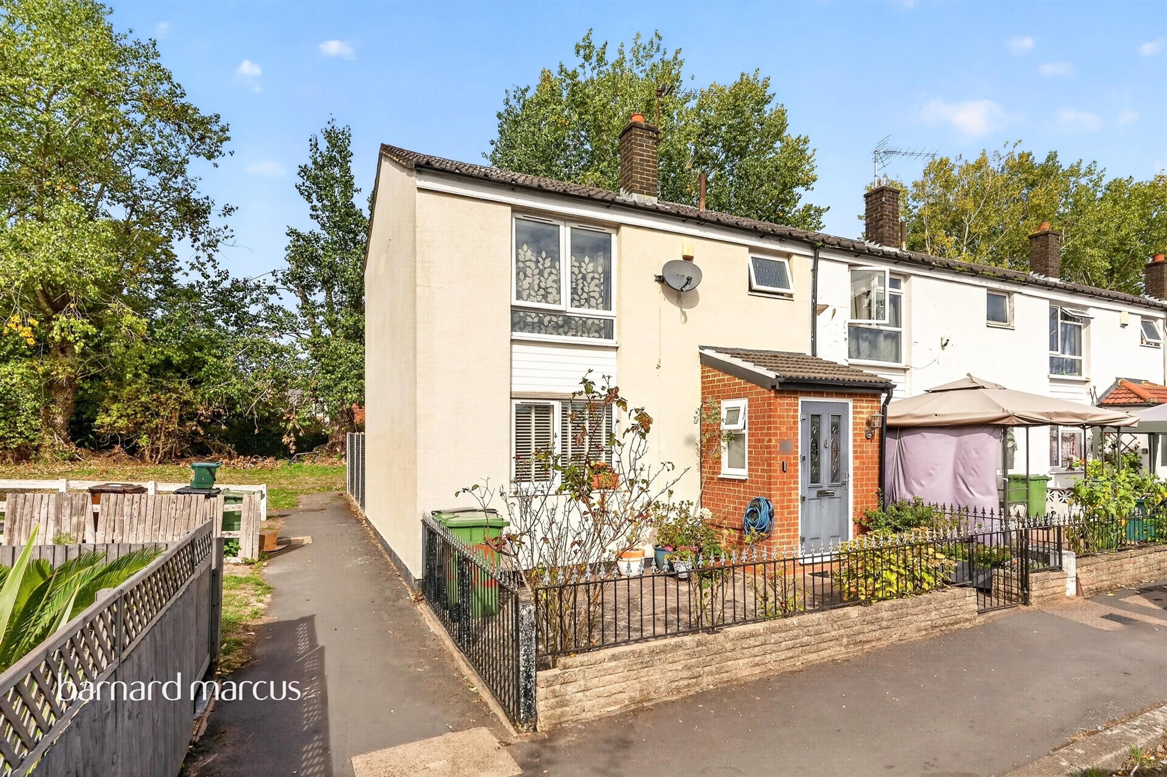 Property at Gainsborough Road, Epsom