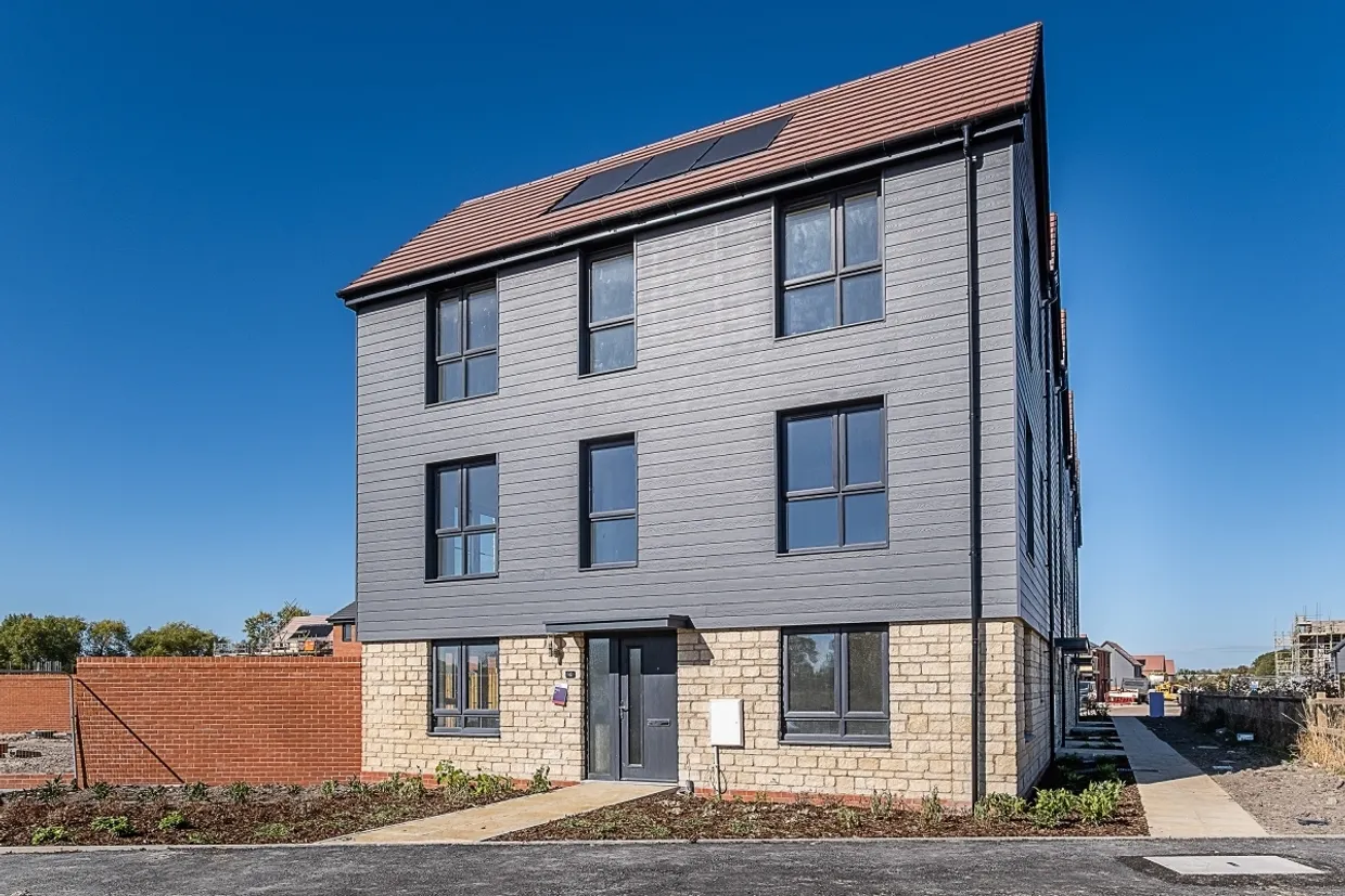 16 Fossil Way Didcot OX11 photo 1