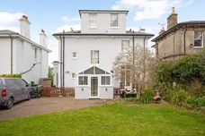 Lansdowne Road Tunbridge Wells TN1 photo 7