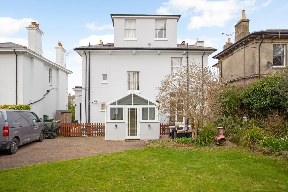 Lansdowne Road Tunbridge Wells TN1 photo 7