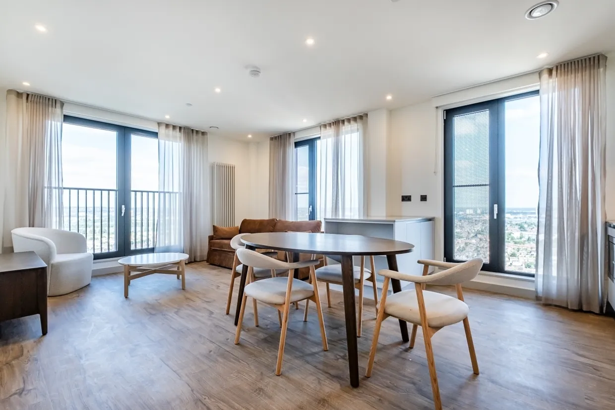 The Eades, 11 Selborne Road London E17 photo 4