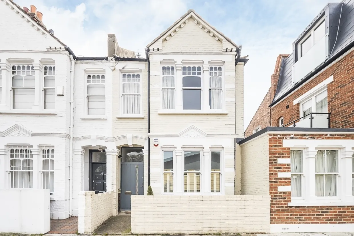 Stephendale Road London SW6 photo 12