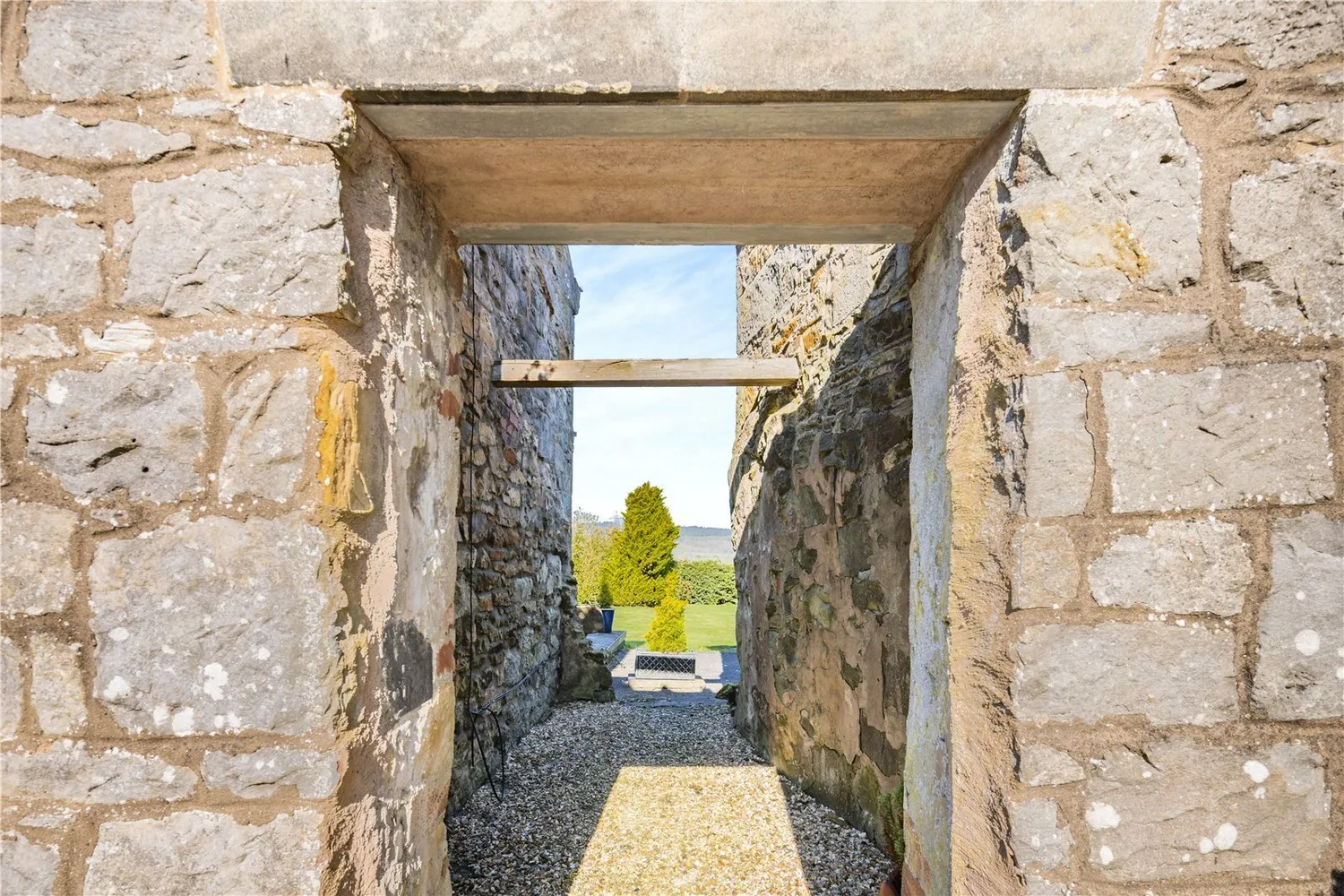 Treuddyn, Mold, CH7 photo 43