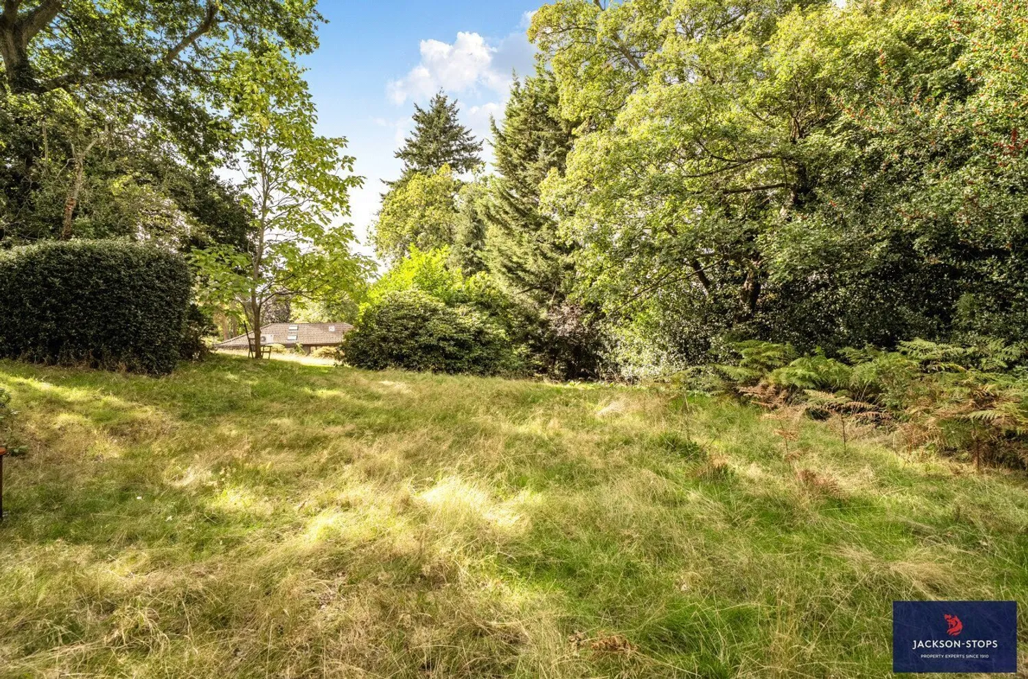 Weathercock Lane, Woburn Sands, MK17 photo 9