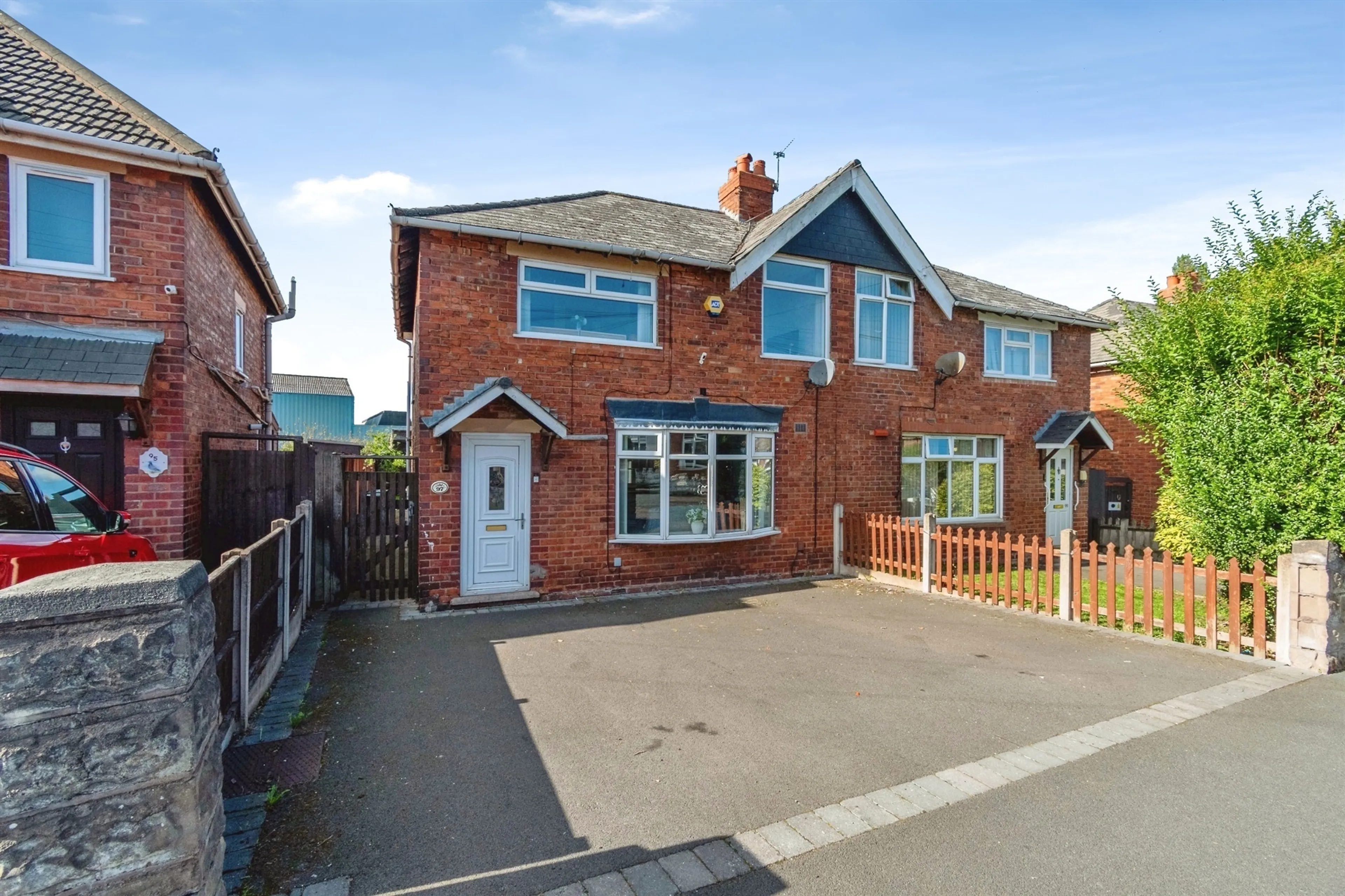 Property photo 0