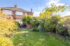 Culver Grove, Stanmore, HA7 photo 1