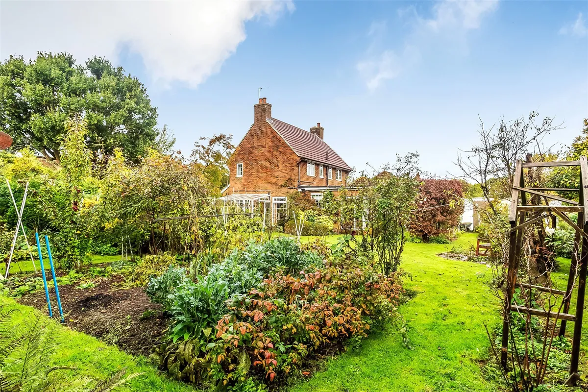 Clayhill Road, Leigh, Reigate, RH2