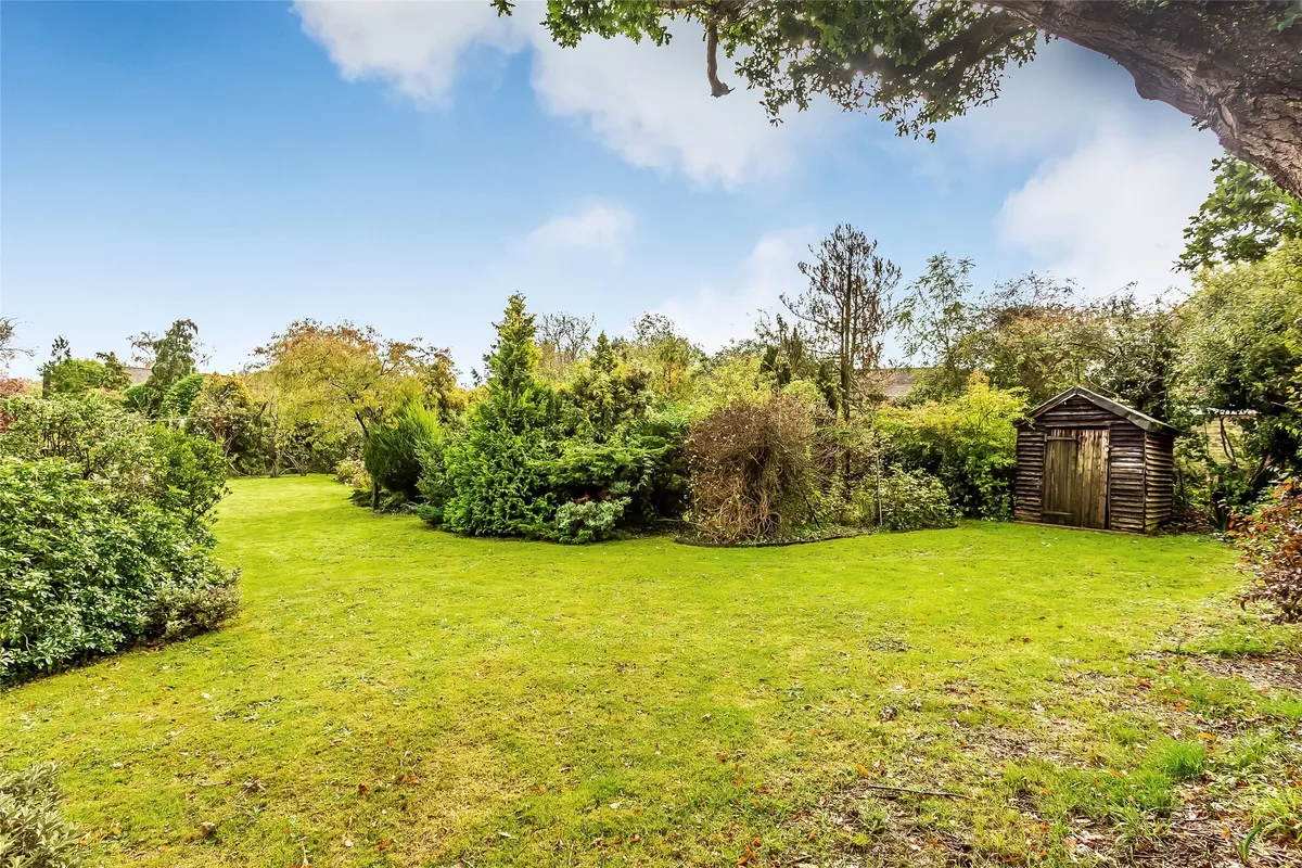 Clayhill Road, Leigh, Reigate, RH2