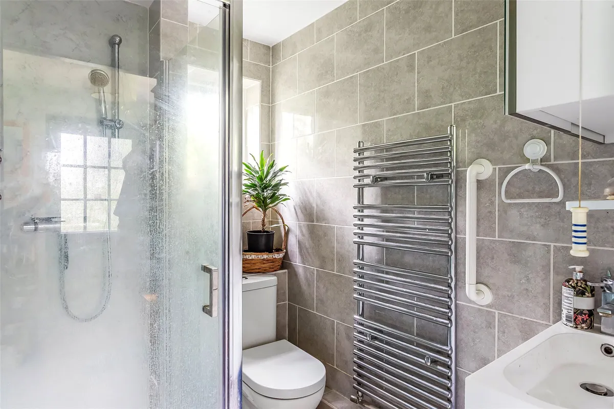 Clayhill Road, Leigh, Reigate, RH2