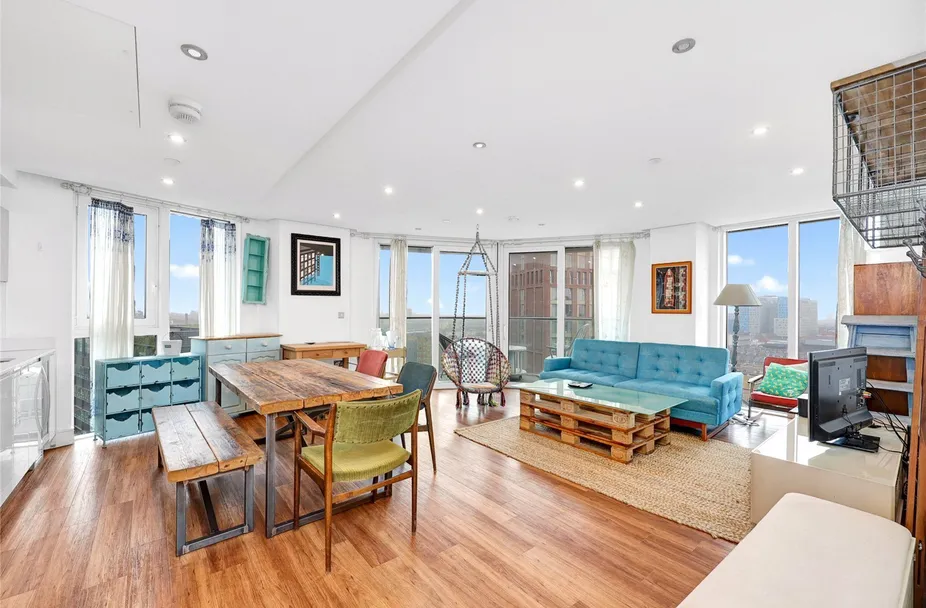 Property Photo 1