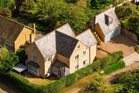 Cross Lane, Aldwincle, NN14