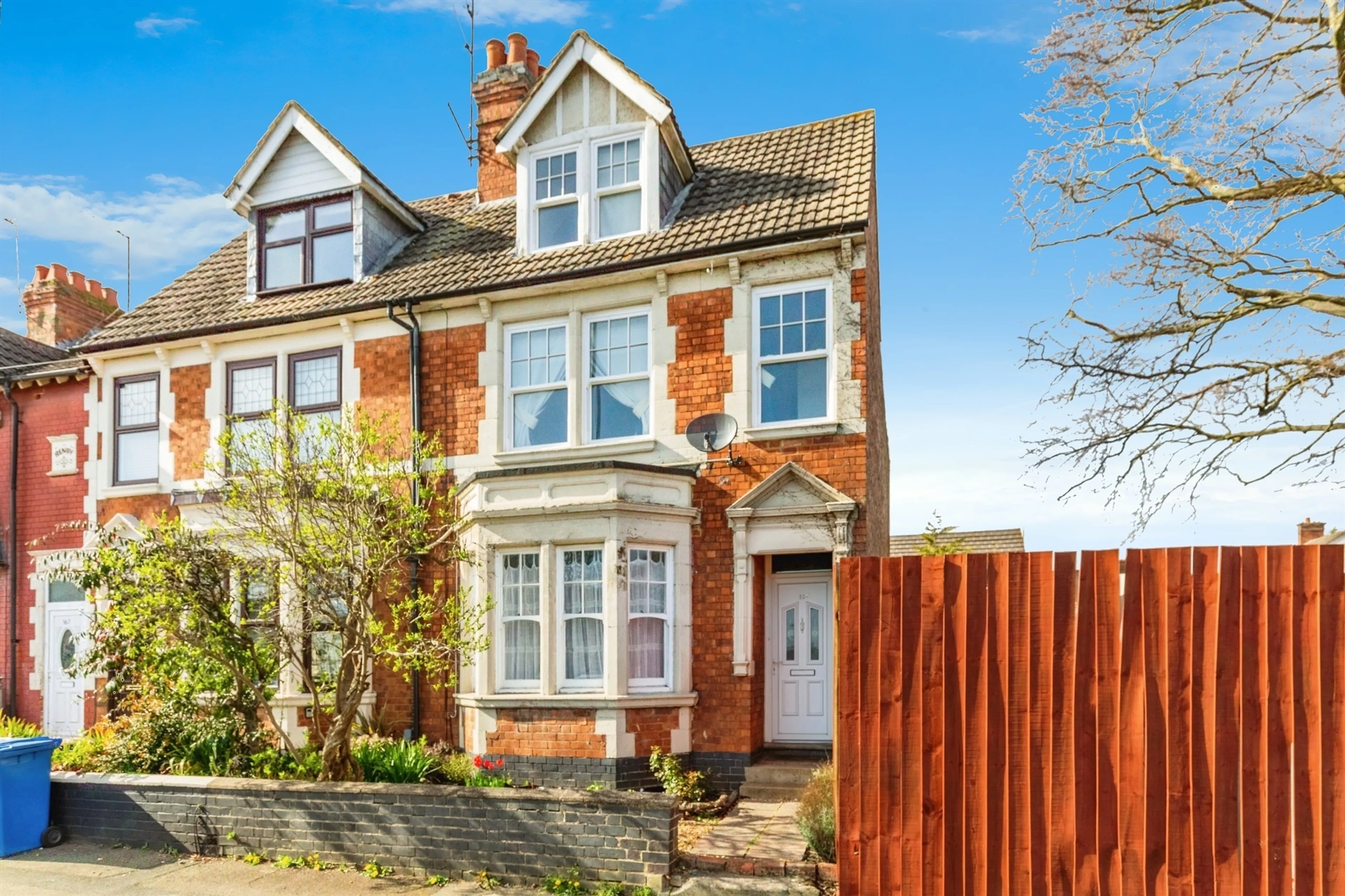 Property photo 0