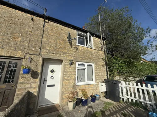Rose Lane, CREWKERNEphoto