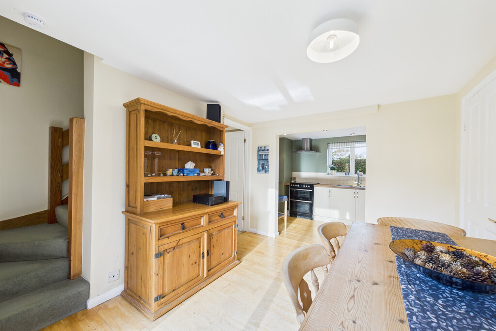 Green Road, Hales Image 10