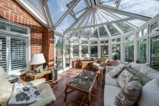 York Road, Farnham, GU9 photo 7