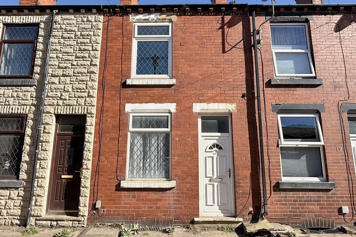 Whitehall Street, WAKEFIELD