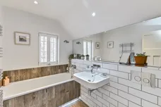 Grove Road, Hindhead, GU26 photo 12