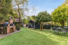Grove Road, Hindhead, GU26 photo 18