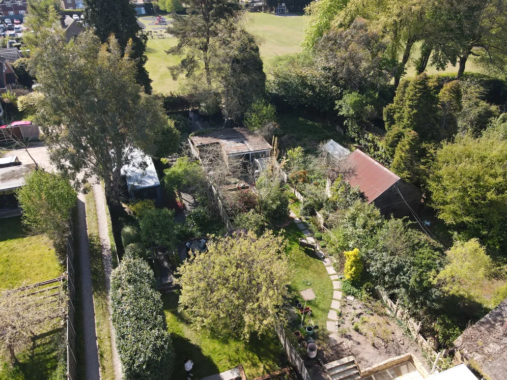 Grove Road, Hindhead, GU26 photo 24