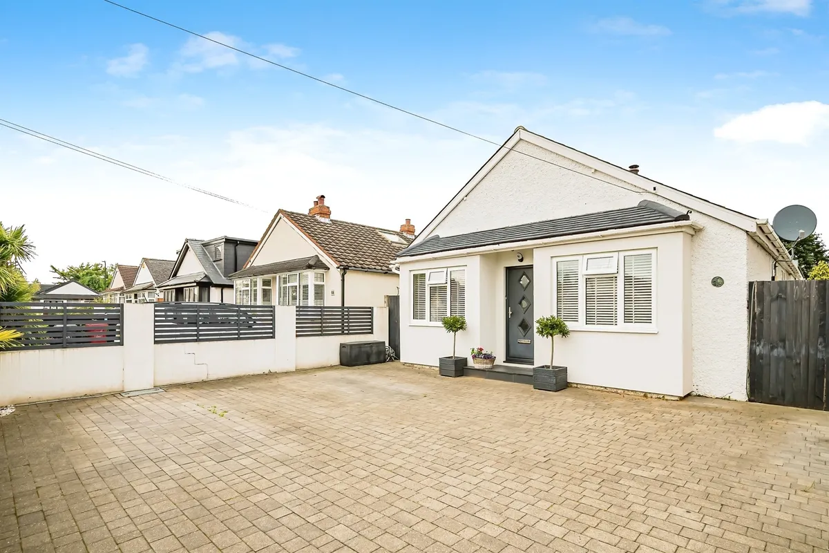 Royston Way, Slough