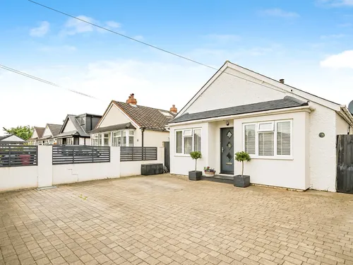 Royston Way, Sloughphoto