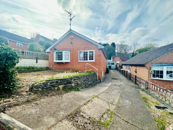 Brookwood Crescent, Carlton, NG4