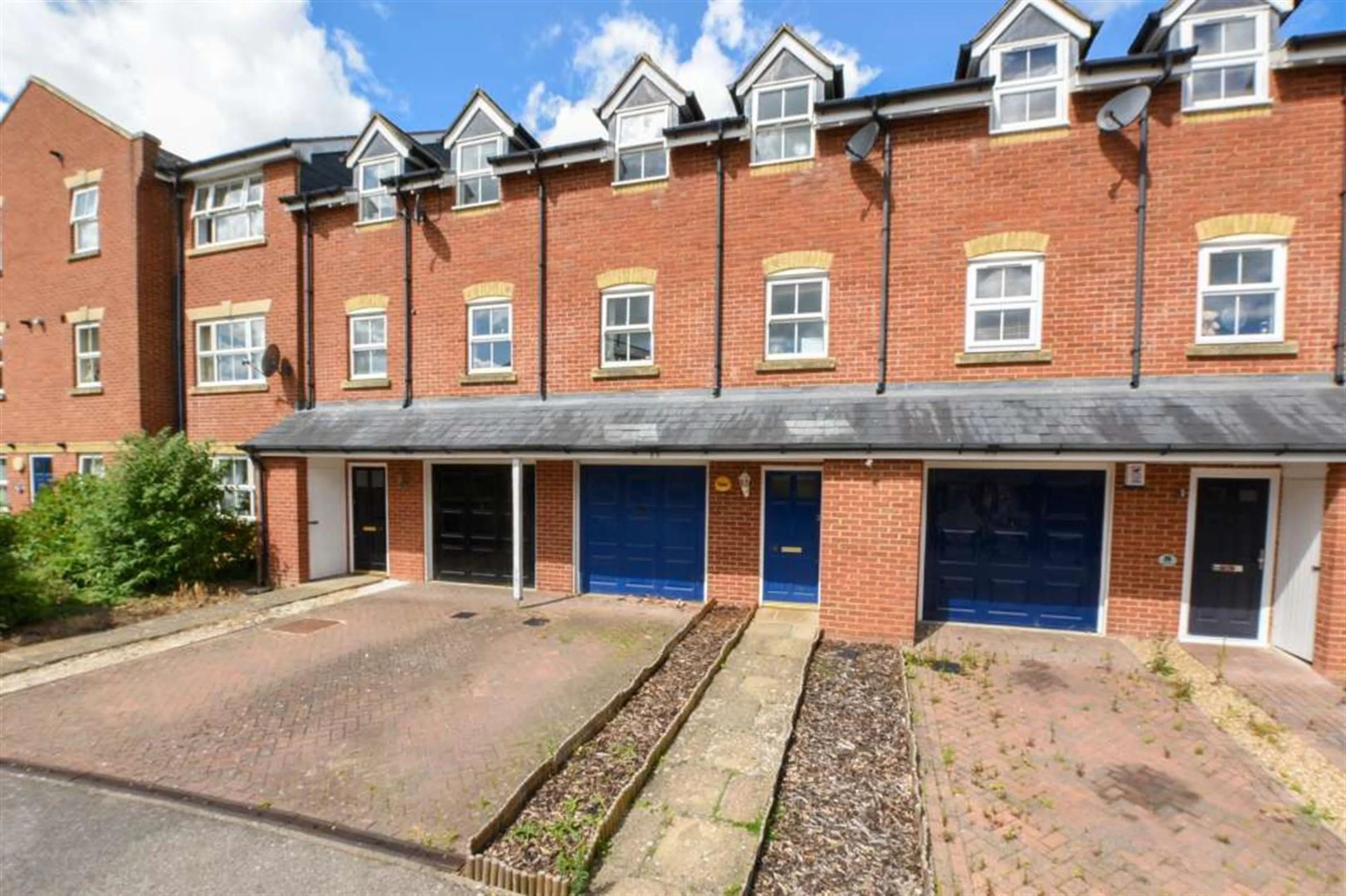 Property photo 0