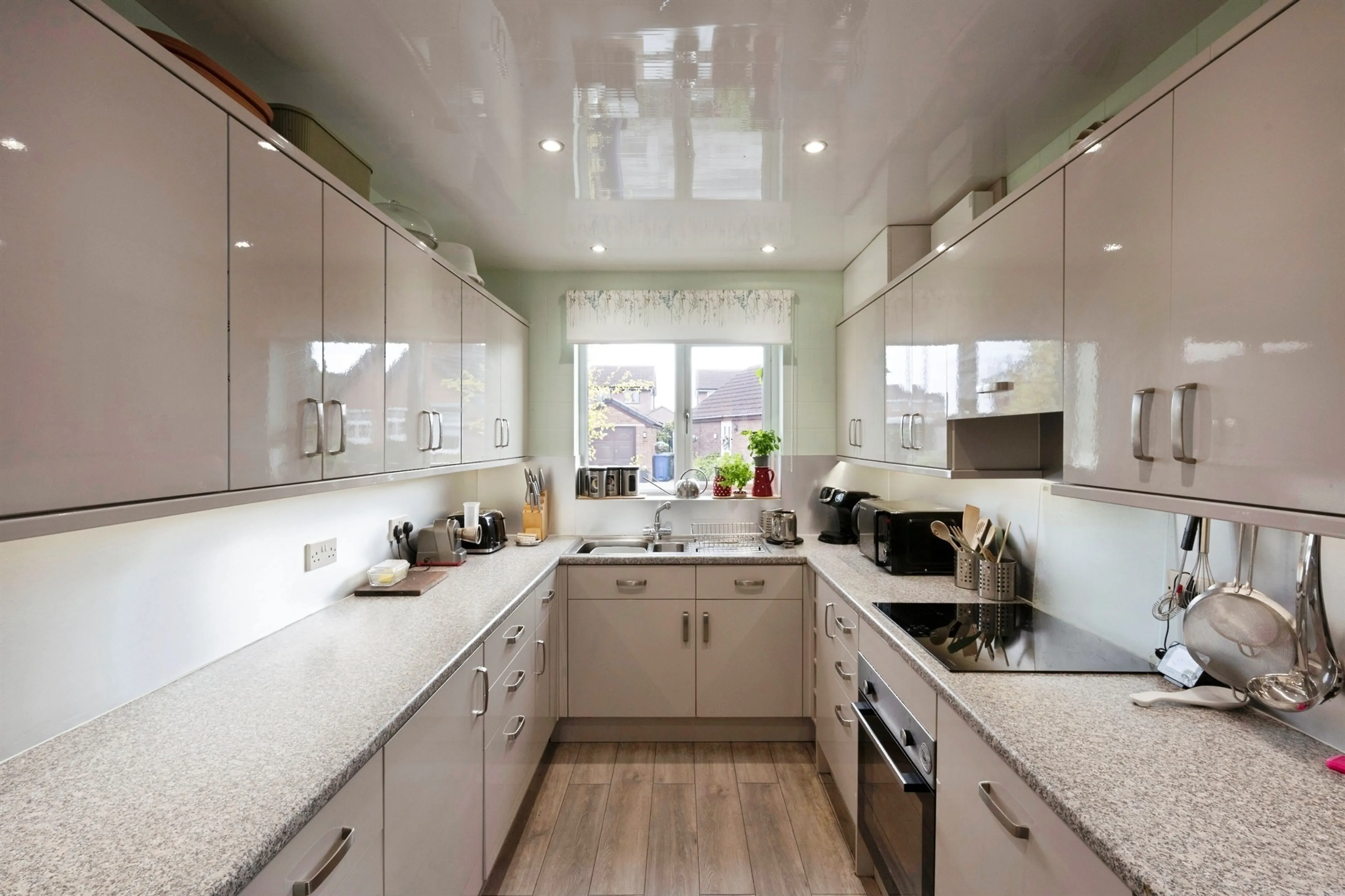 Property at Bretton Close, Dunscroft, Doncaster