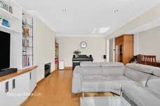 Horndean Close, London