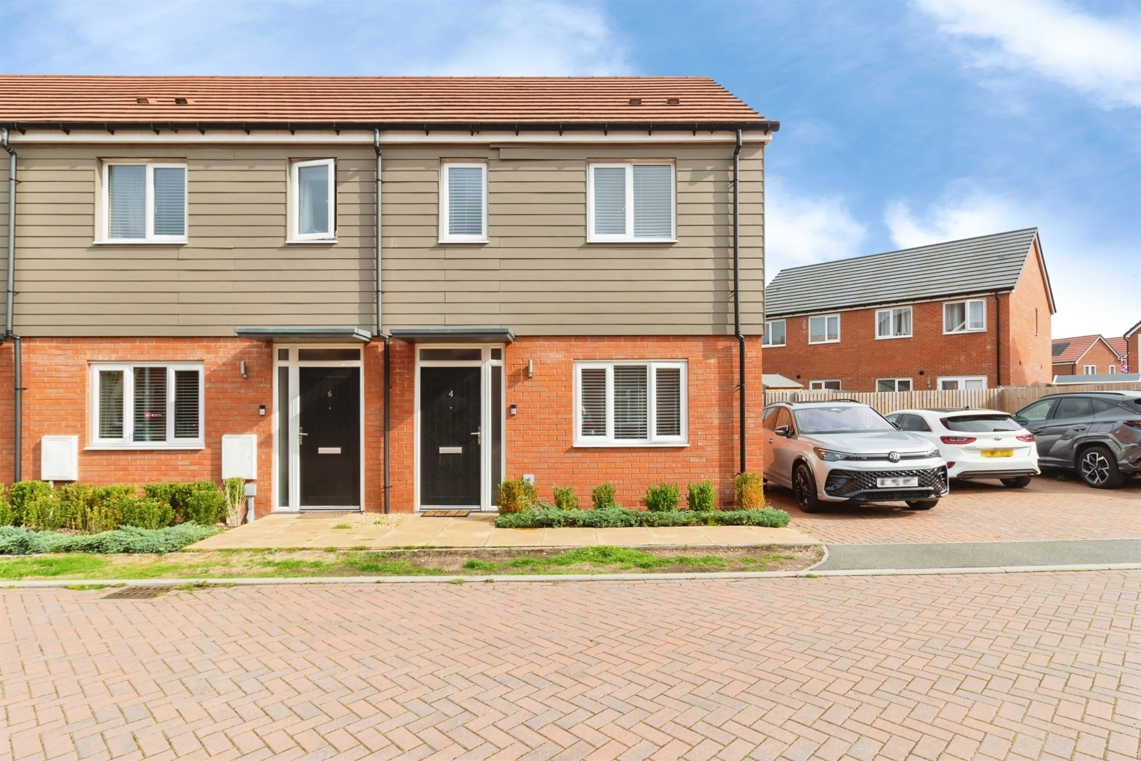 Property photo 0