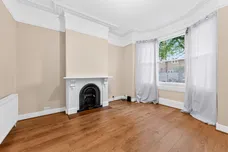 Duke Road, London