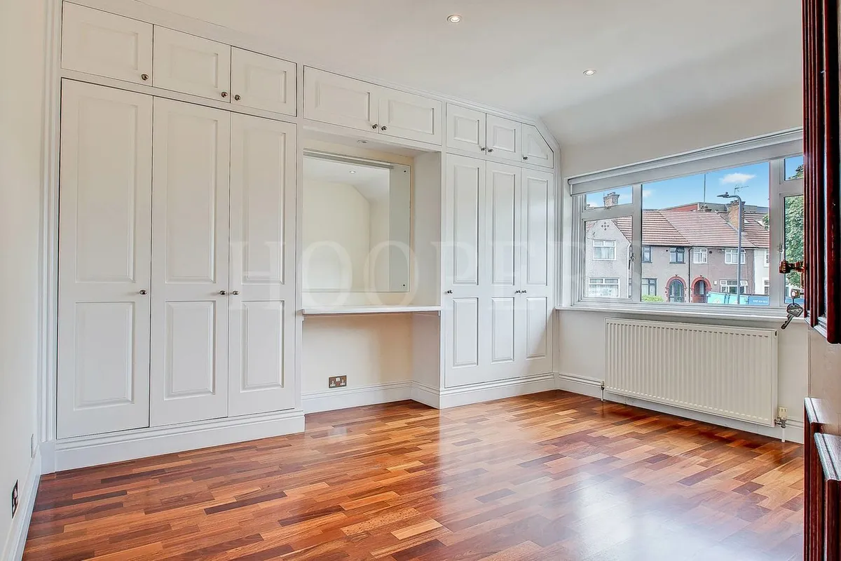 Brook Road, London, NW2